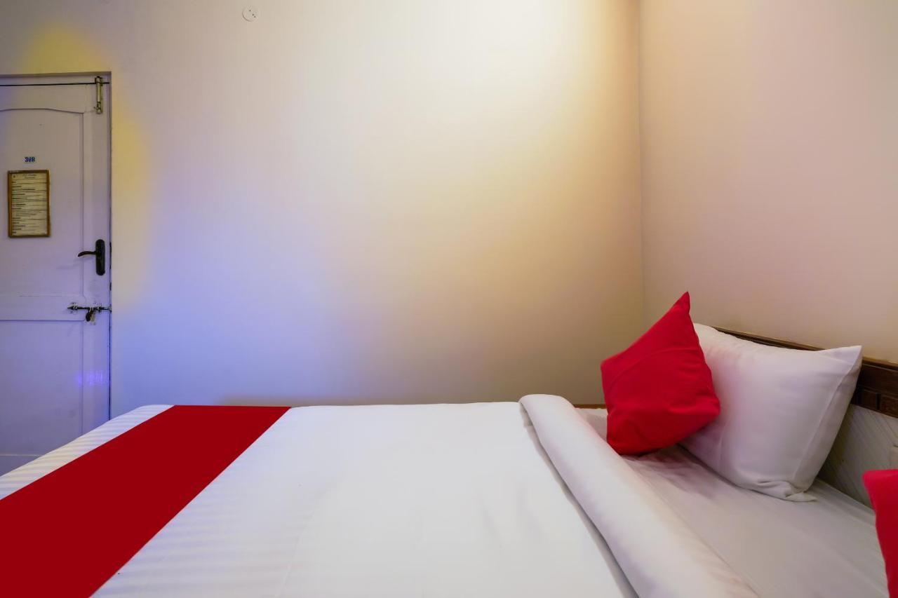 Hotel O Raja Residency Near Snow World Secunderabad Bagian luar foto