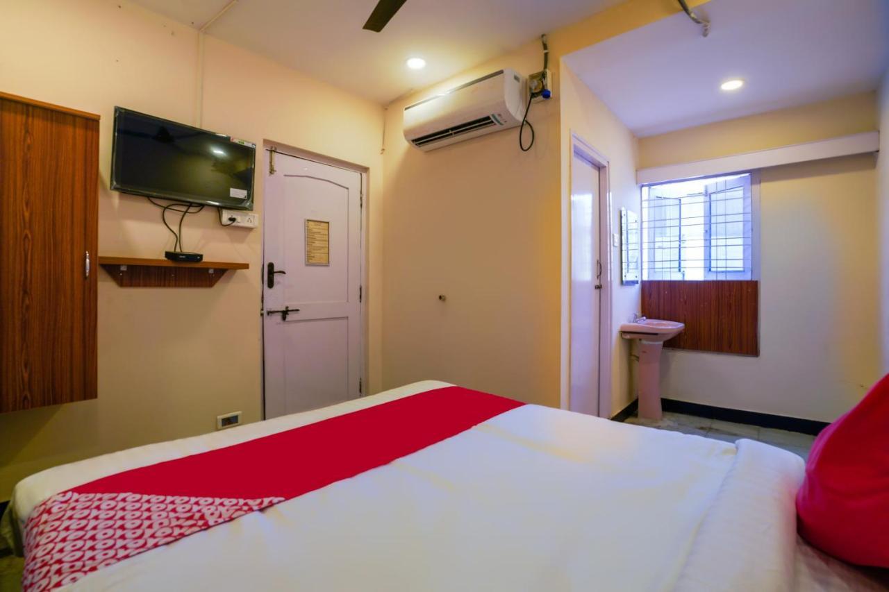 Hotel O Raja Residency Near Snow World Secunderabad Bagian luar foto
