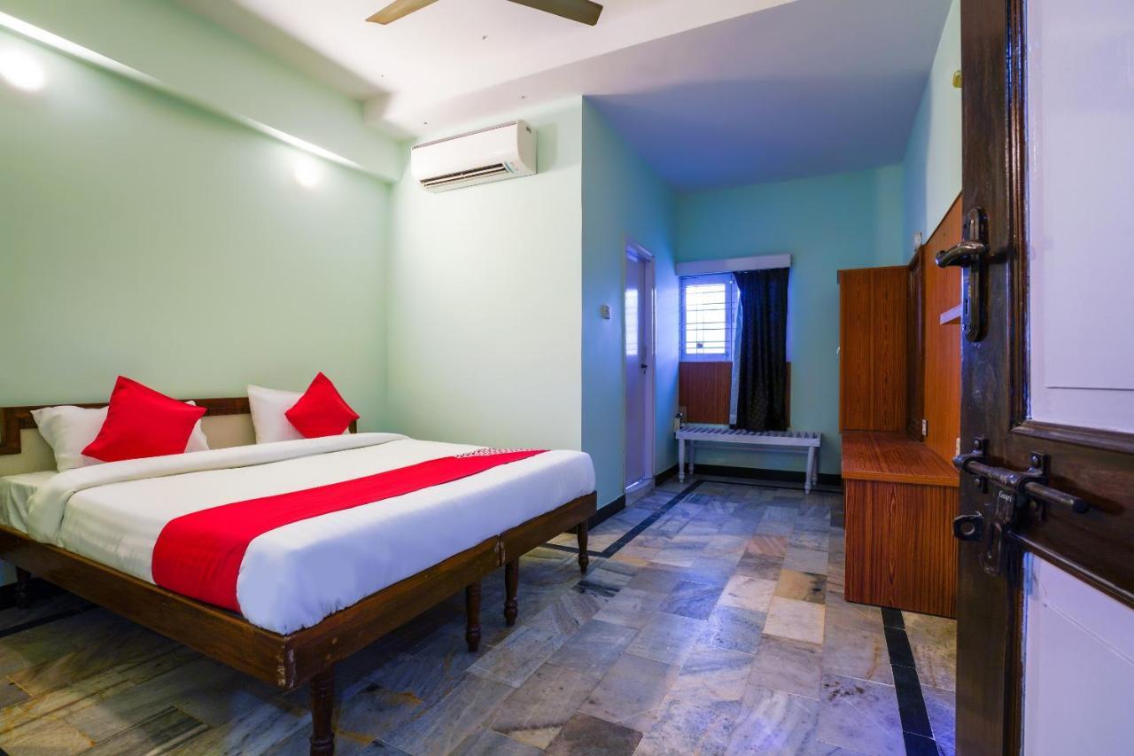 Hotel O Raja Residency Near Snow World Secunderabad Bagian luar foto